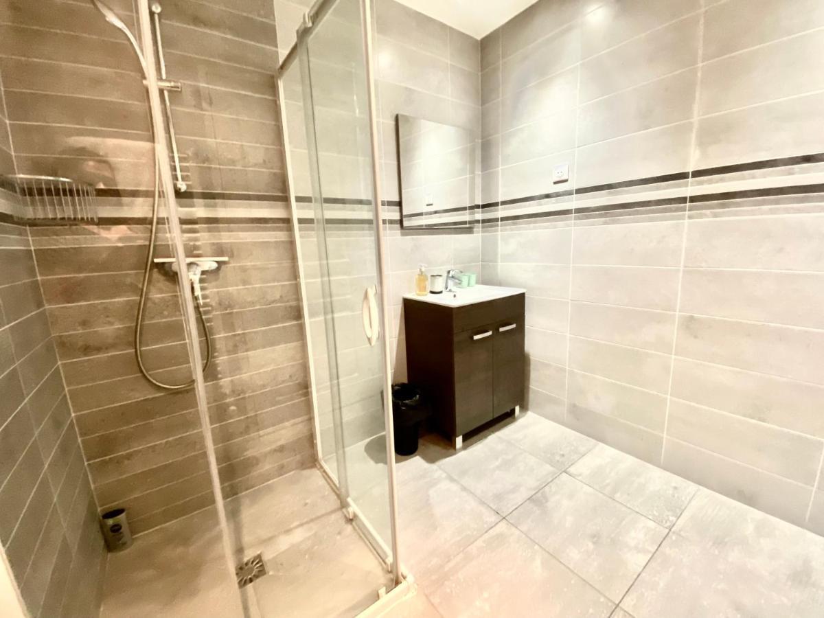 Residence 4T - 33 Avenue Gaston Chauvin Aulnay-sous-Bois Kültér fotó