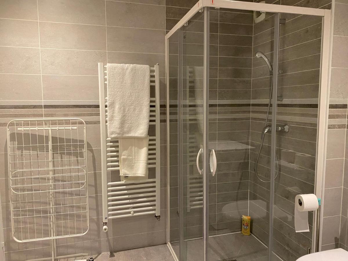 Residence 4T - 33 Avenue Gaston Chauvin Aulnay-sous-Bois Kültér fotó