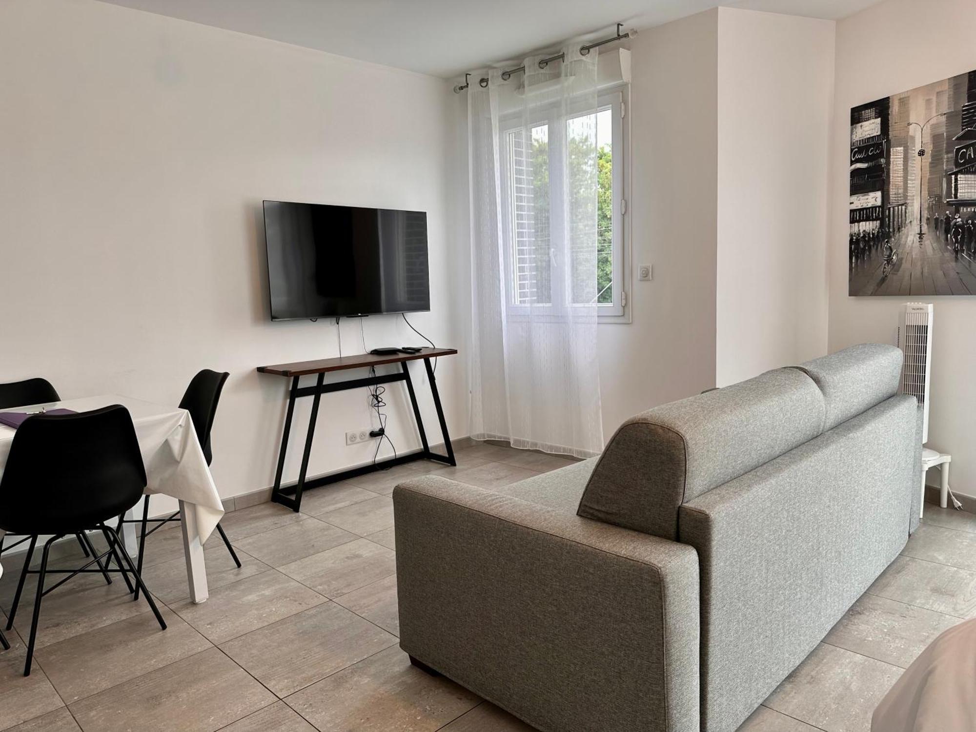 Residence 4T - 33 Avenue Gaston Chauvin Aulnay-sous-Bois Kültér fotó